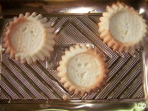 Cestini alla crema pasticcera e cocco